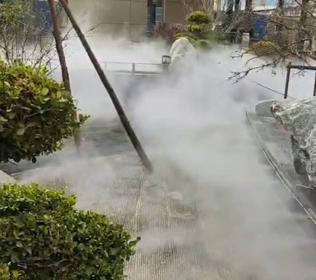甘肃平凉 世纪观澜湾小区喷雾造景