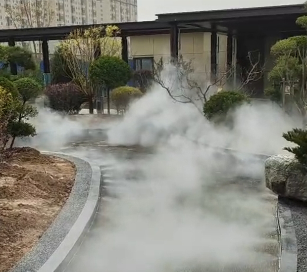 甘肃平凉 世纪观澜湾小区喷雾造景