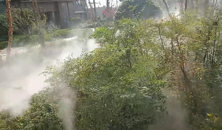浐灞 招商揽月书华小区喷雾造景
